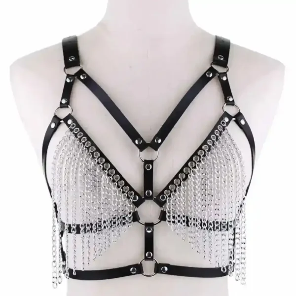 arnés de cuero con diseño provocativo