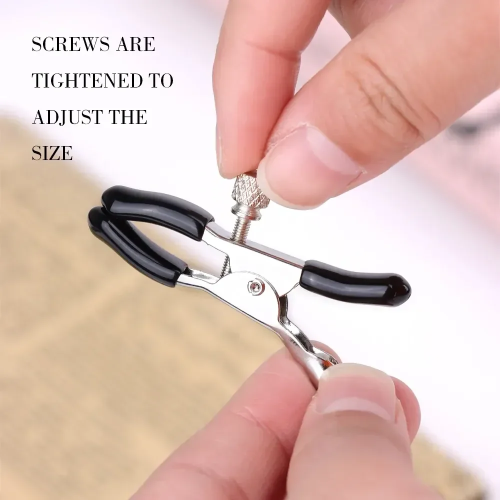 cascabeles metalicos en collar bdsm rojo