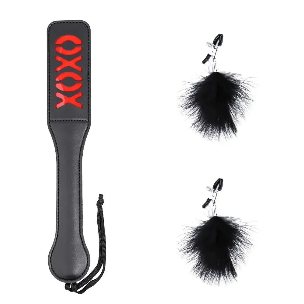 fusta bdsm de cuero negra