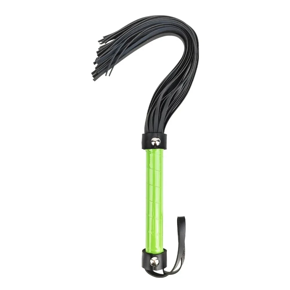 látigo bdsm cuero estampado leopardo