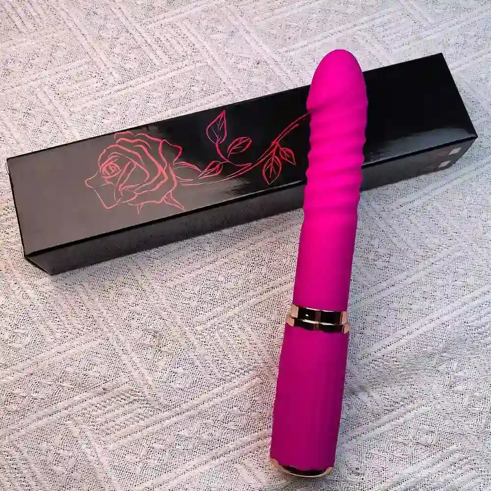 vibrador con movimiento de penetración realista