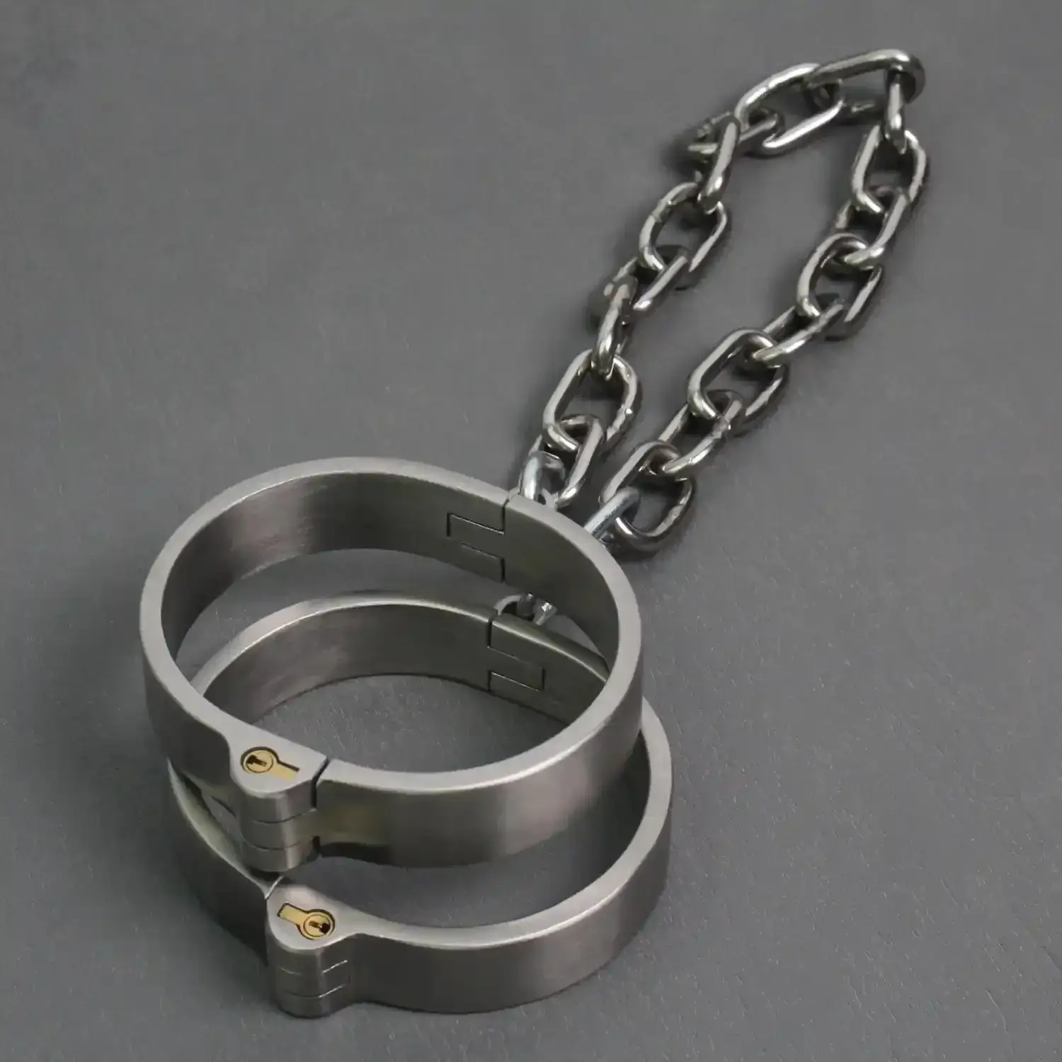 accesorio bdsm de metal resistente